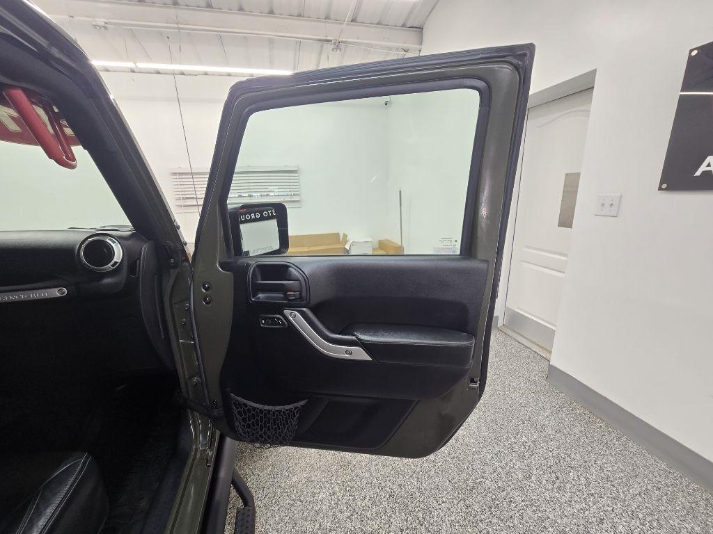 Jeep Wrangler Unlimited Rubicon 4WD 2016