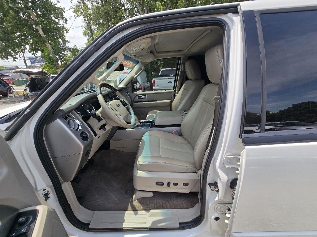 Ford Expedition EL Limited 2WD 2013