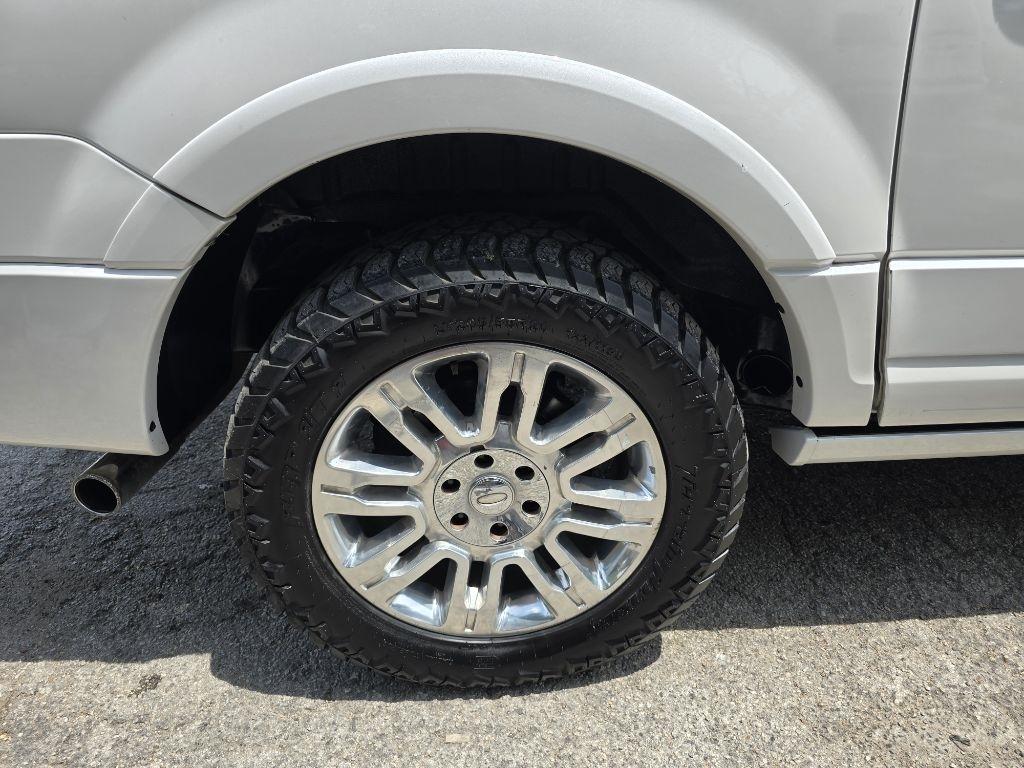 Ford Expedition EL Limited 2WD 2013