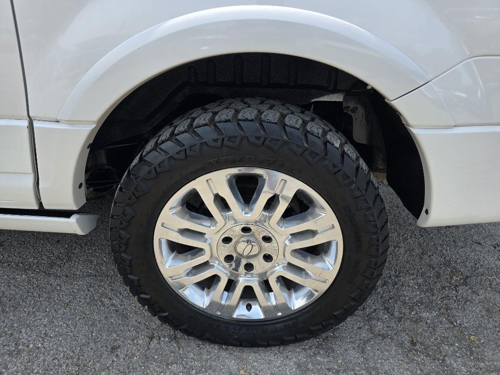 Ford Expedition EL Limited 2WD 2013