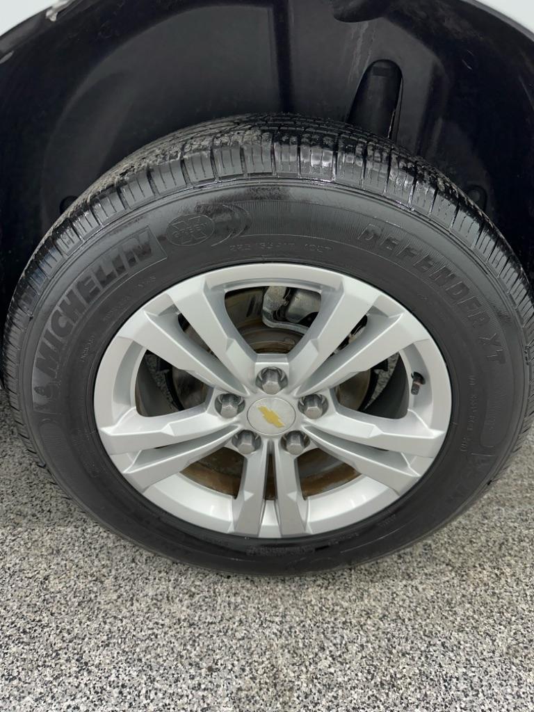 Chevrolet Equinox 1LT 2WD 2012