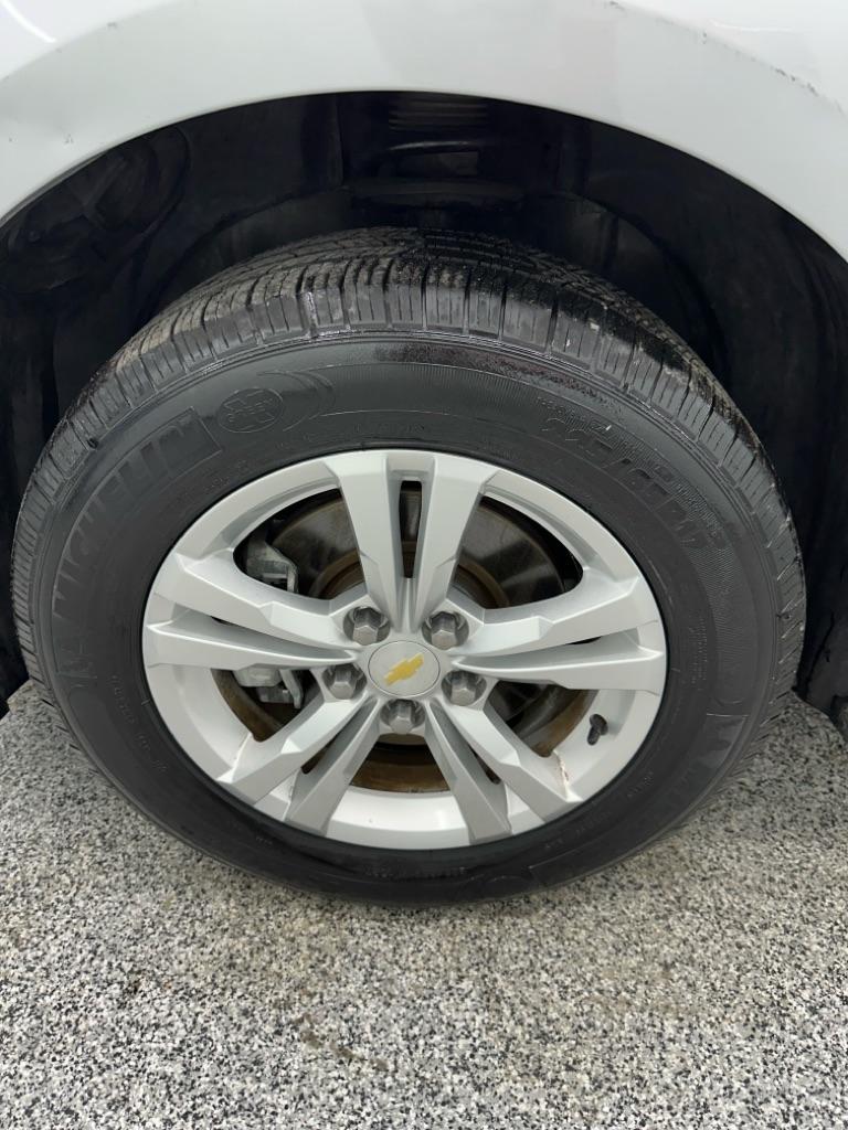 Chevrolet Equinox 1LT 2WD 2012