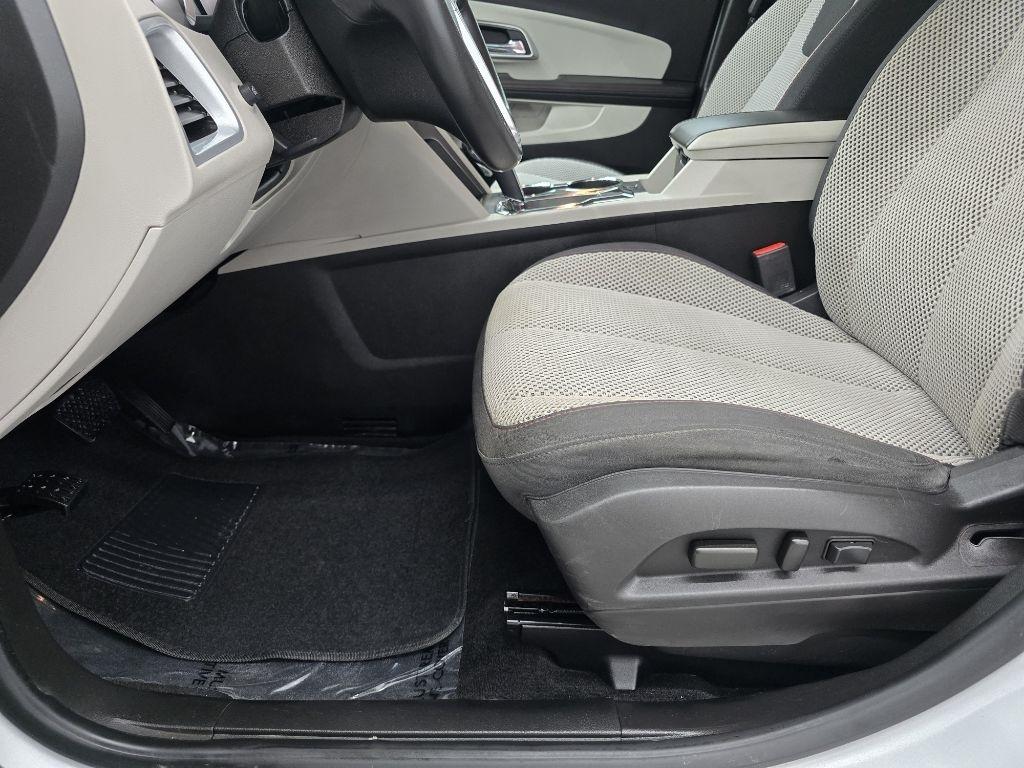 Chevrolet Equinox 1LT 2WD 2012