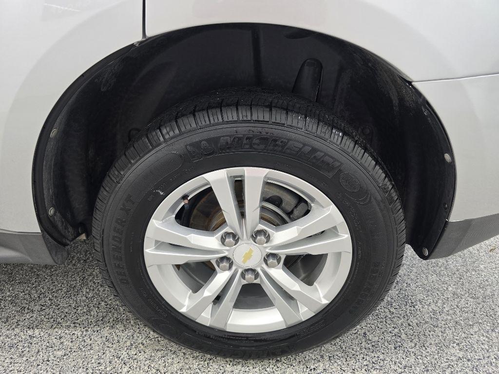 Chevrolet Equinox 1LT 2WD 2012