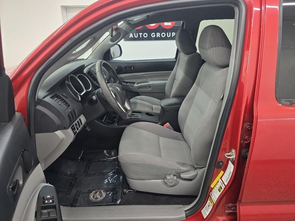 Toyota Tacoma PreRunner Double Cab I4 4AT 2WD 2015