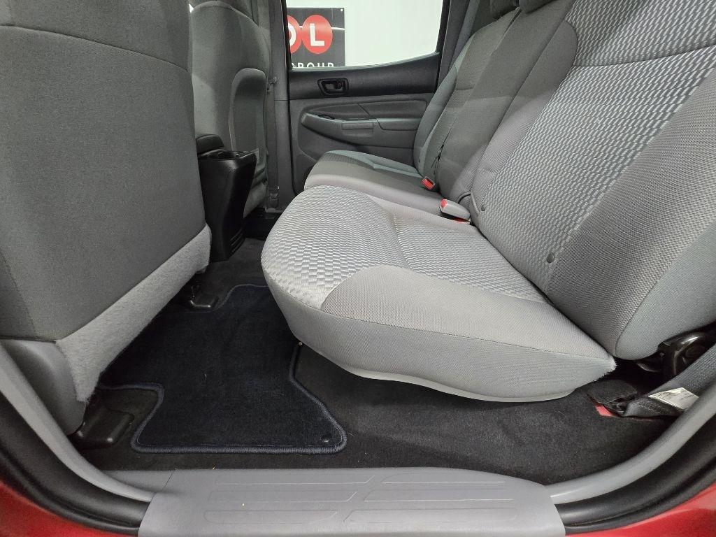 Toyota Tacoma PreRunner Double Cab I4 4AT 2WD 2015