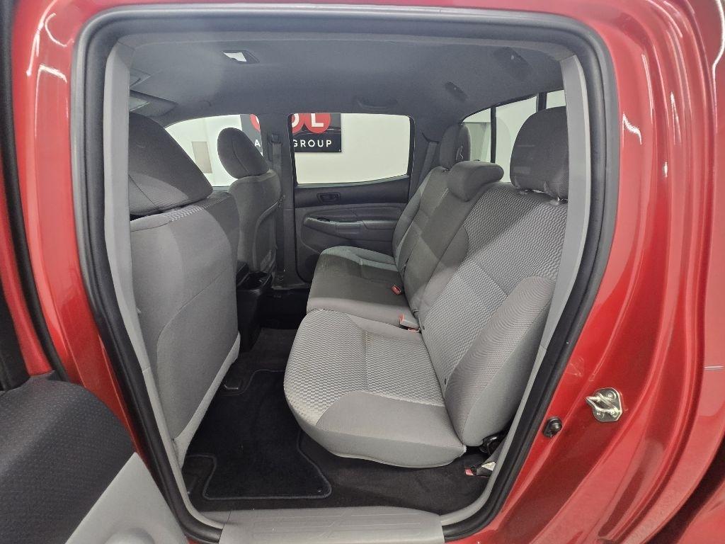 Toyota Tacoma PreRunner Double Cab I4 4AT 2WD 2015