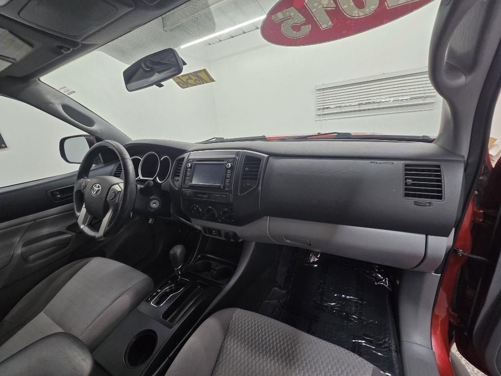 Toyota Tacoma PreRunner Double Cab I4 4AT 2WD 2015