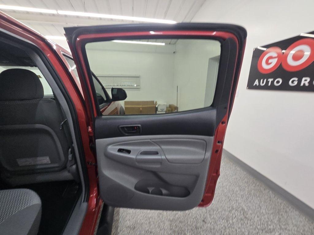 Toyota Tacoma PreRunner Double Cab I4 4AT 2WD 2015