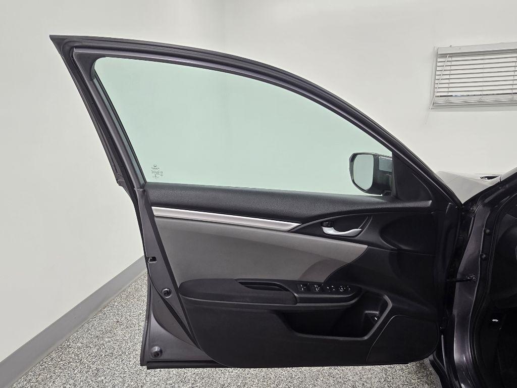 Honda Civic LX Sedan CVT 2016