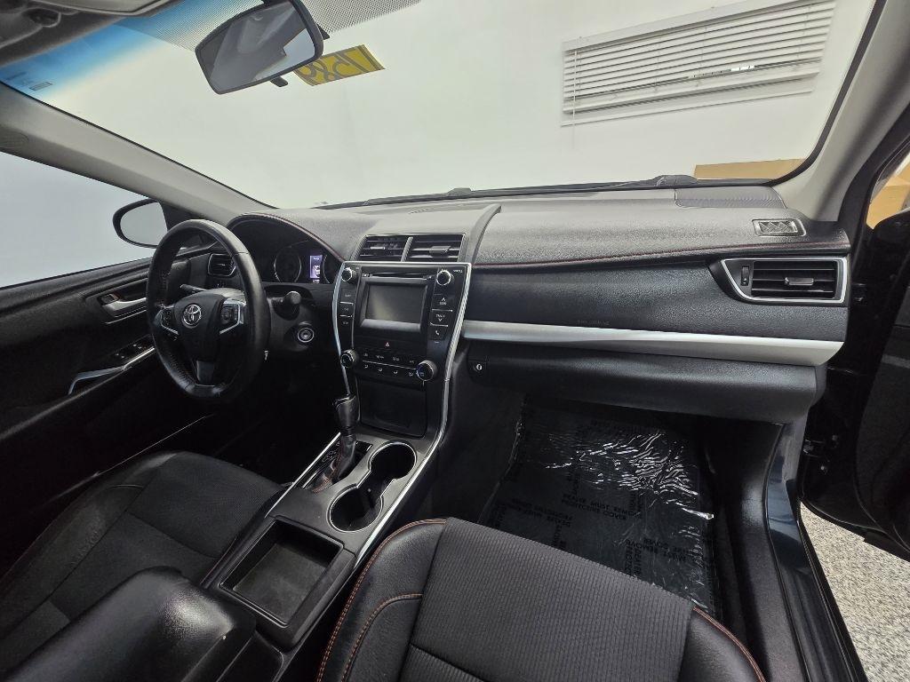 Toyota Camry XLE 2016