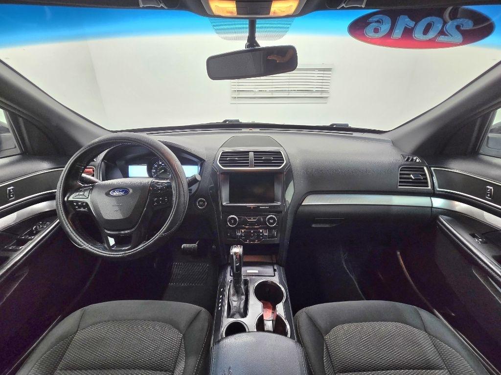Ford Explorer XLT FWD 2016
