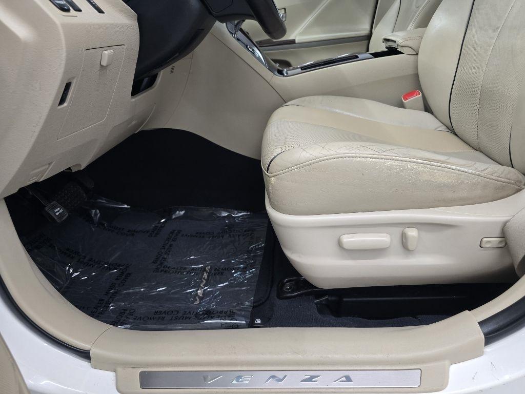 Toyota Venza XLE V6 FWD 2015