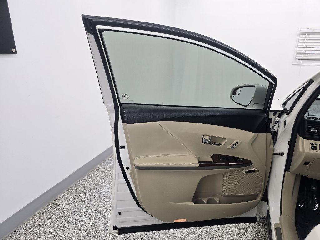 Toyota Venza XLE V6 FWD 2015