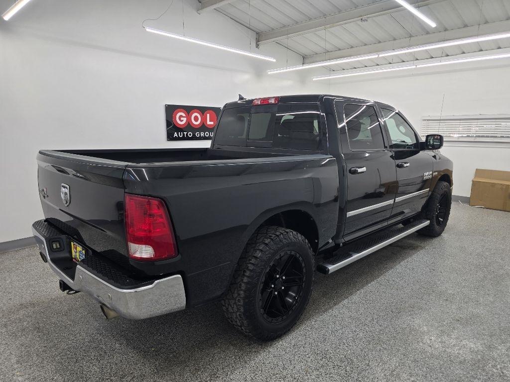 RAM 1500 SLT Crew Cab SWB 2WD 2016