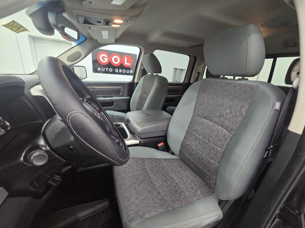 RAM 1500 SLT Crew Cab SWB 2WD 2016
