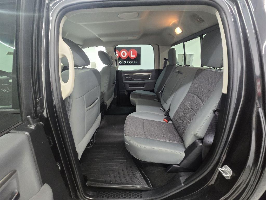 RAM 1500 SLT Crew Cab SWB 2WD 2016