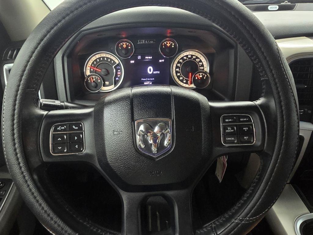 RAM 1500 SLT Crew Cab SWB 2WD 2016