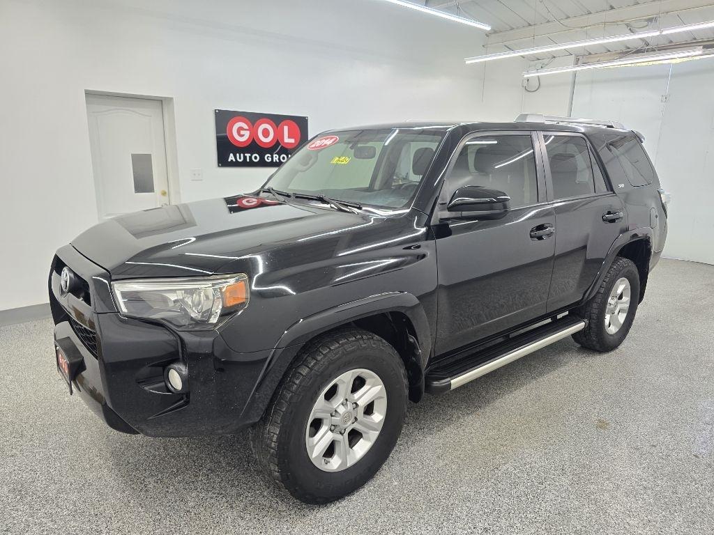 Toyota 4Runner SR5 4WD 2014