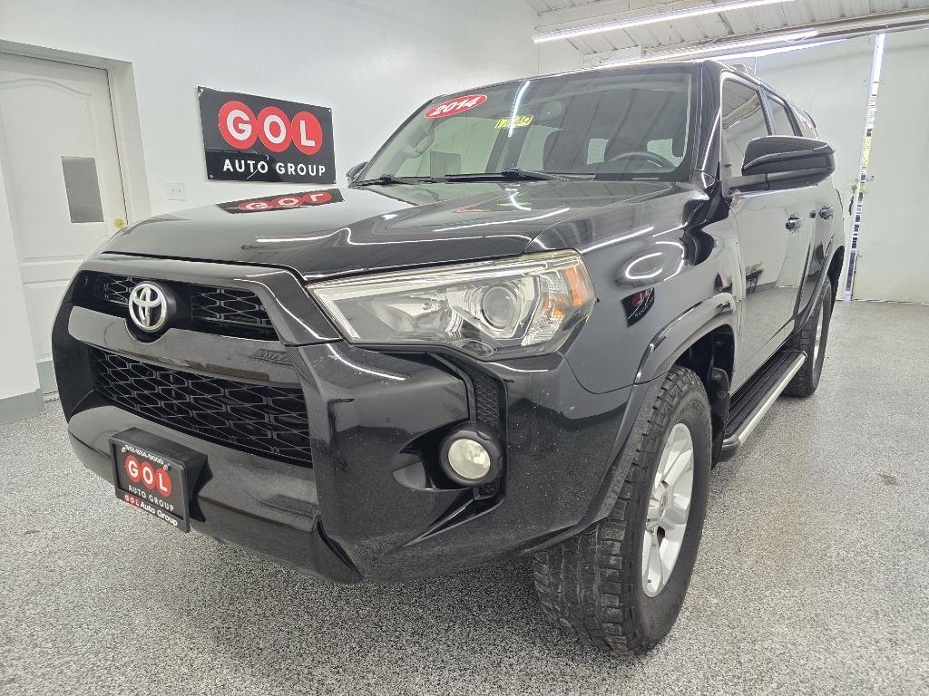 Toyota 4Runner SR5 4WD 2014