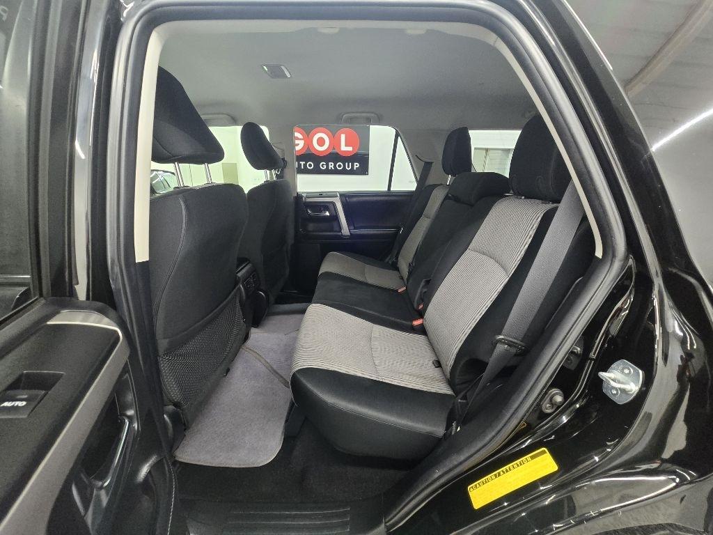 Toyota 4Runner SR5 4WD 2014
