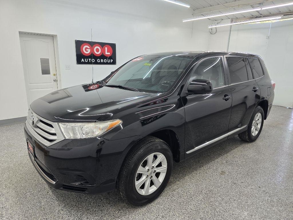 Toyota Highlander Base 2WD V6 2012