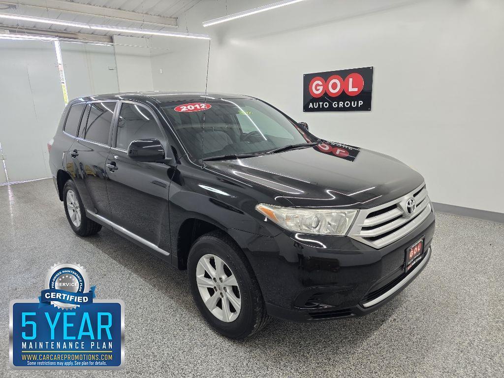 Toyota Highlander Base 2WD V6 2012