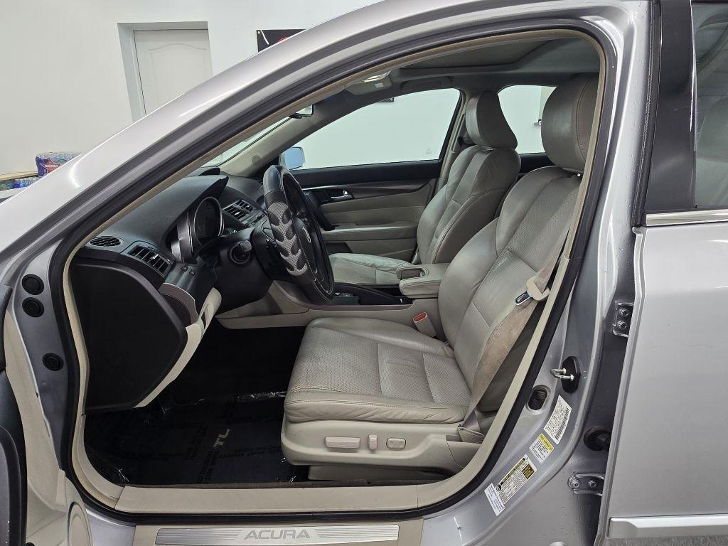 Acura TL 6-Speed AT with Tech Package and 18-In. WP 2012