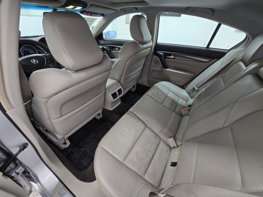 Acura TL 6-Speed AT with Tech Package and 18-In. WP 2012