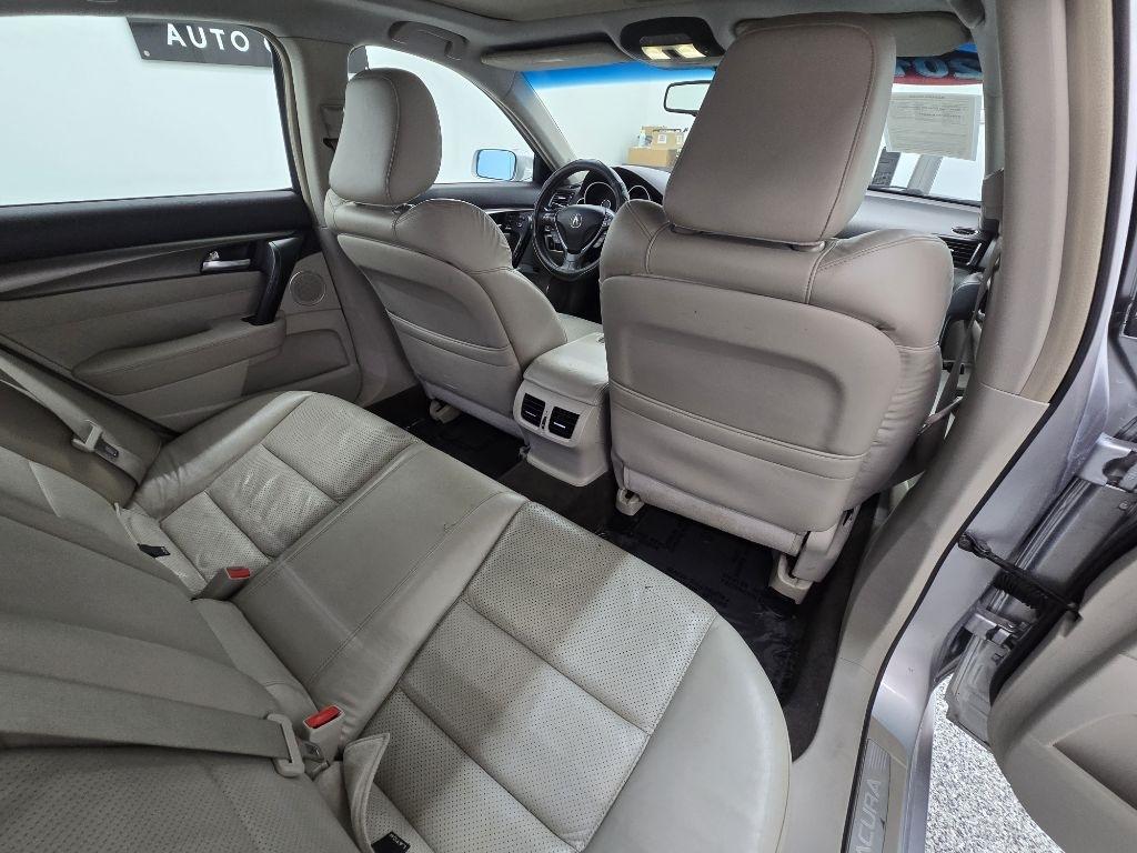 Acura TL 6-Speed AT with Tech Package and 18-In. WP 2012