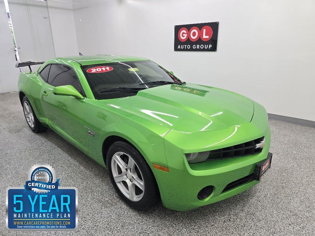Chevrolet Camaro LS Coupe 2011