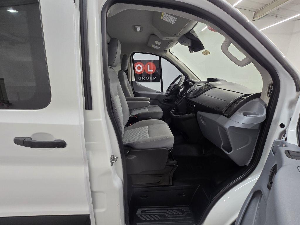 Ford Transit 150 Van Low Roof w/Sliding Pass. 148-in. WB 2019