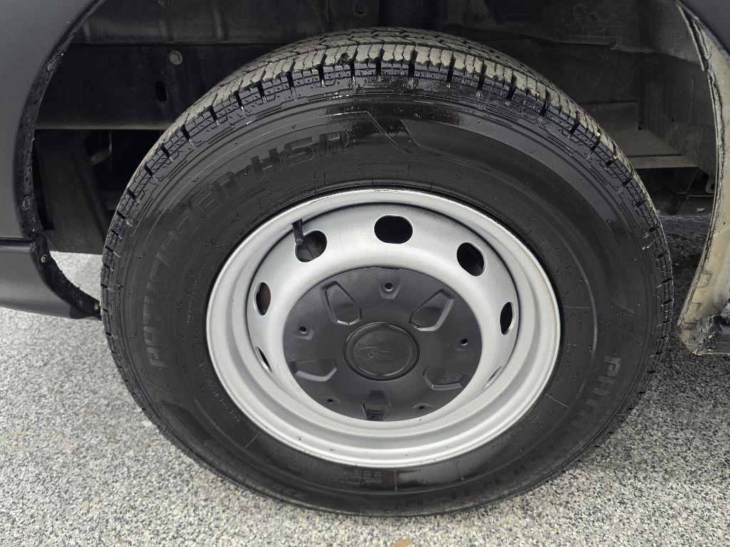 Ford Transit 150 Van Low Roof w/Sliding Pass. 148-in. WB 2019