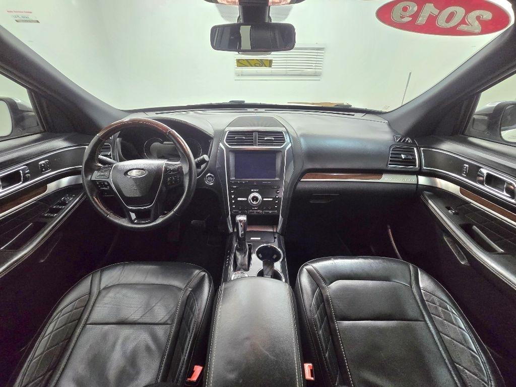 Ford Explorer Platinum AWD 2019