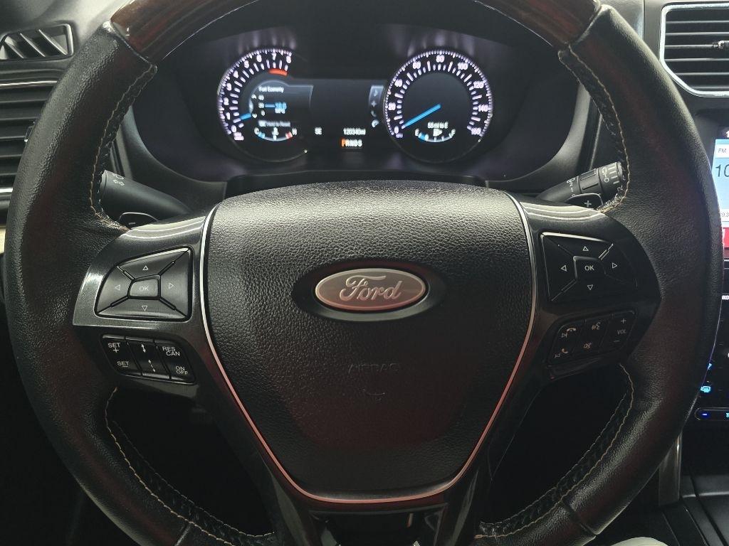 Ford Explorer Platinum AWD 2019