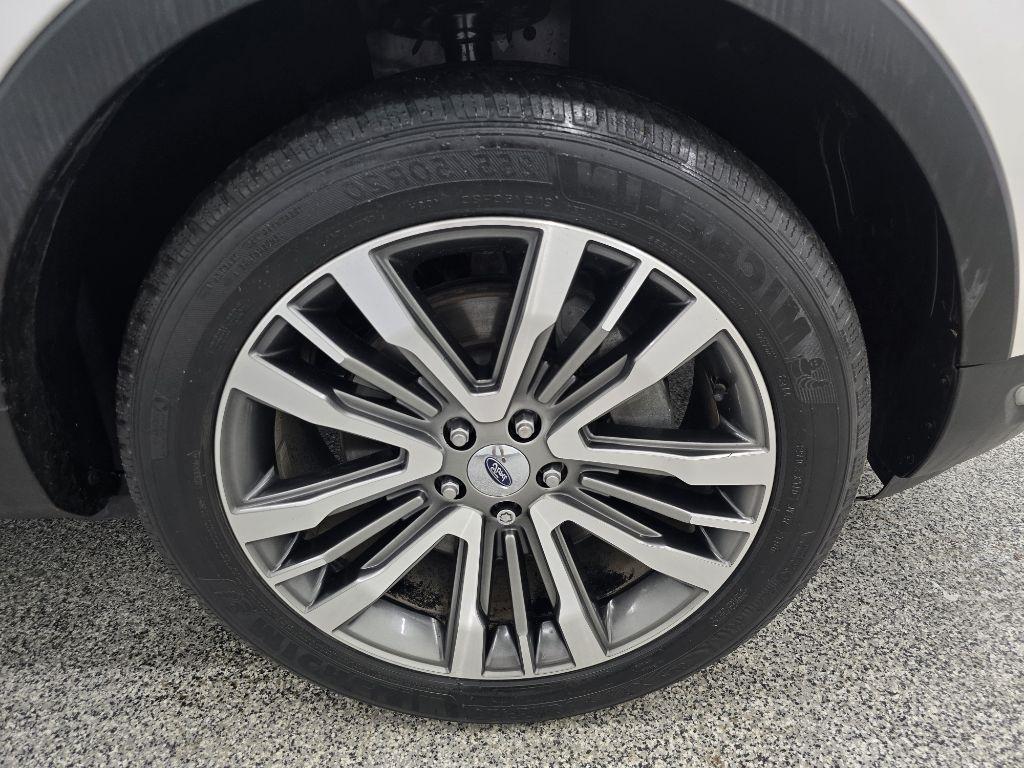 Ford Explorer Platinum AWD 2019