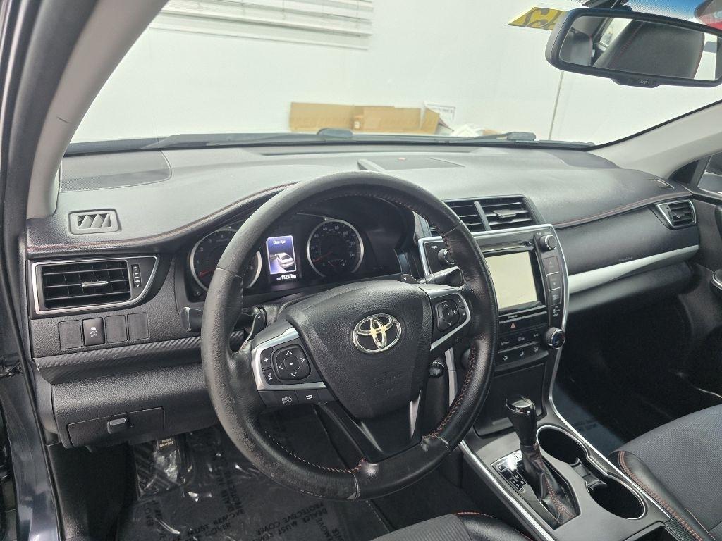 Toyota Camry XLE 2016