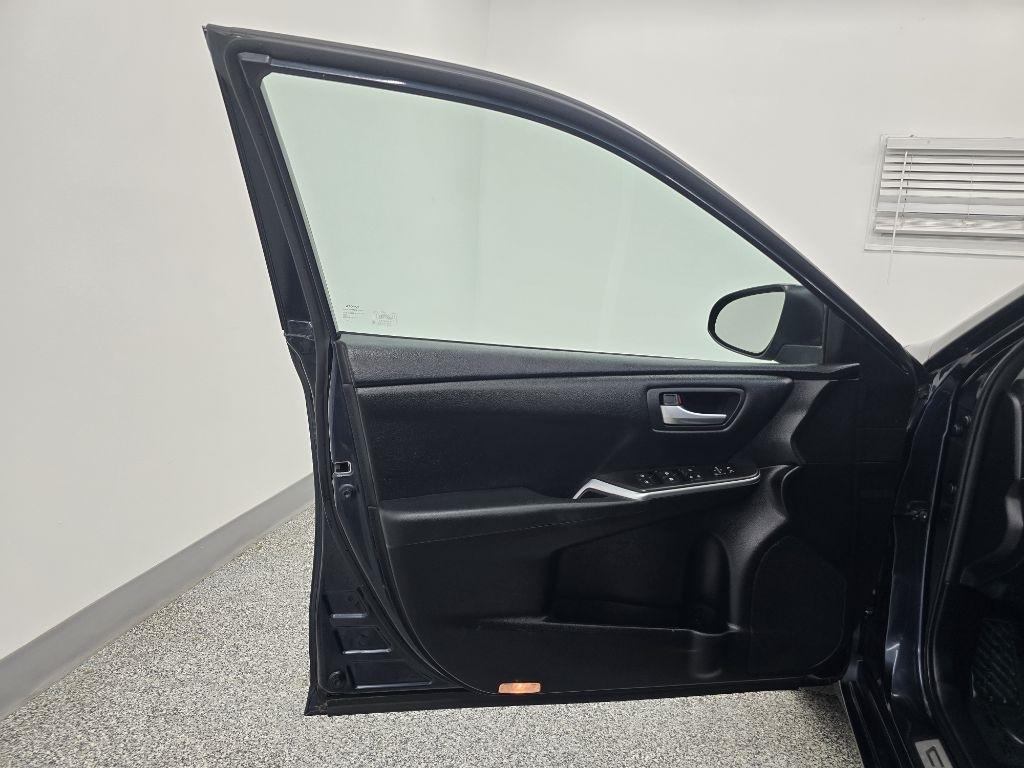 Toyota Camry XLE 2016