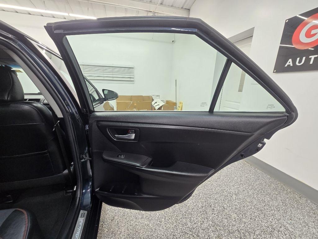 Toyota Camry XLE 2016