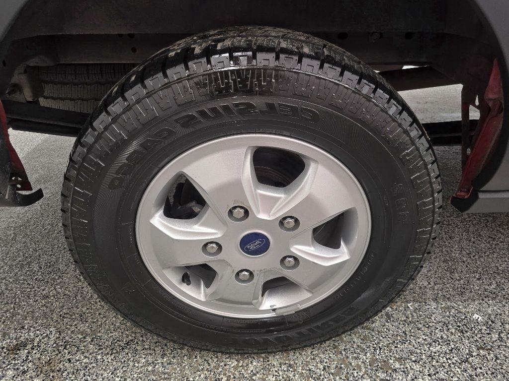 Ford Transit 250 Van Med. Roof w/Sliding Pass. 148-in. WB 2018