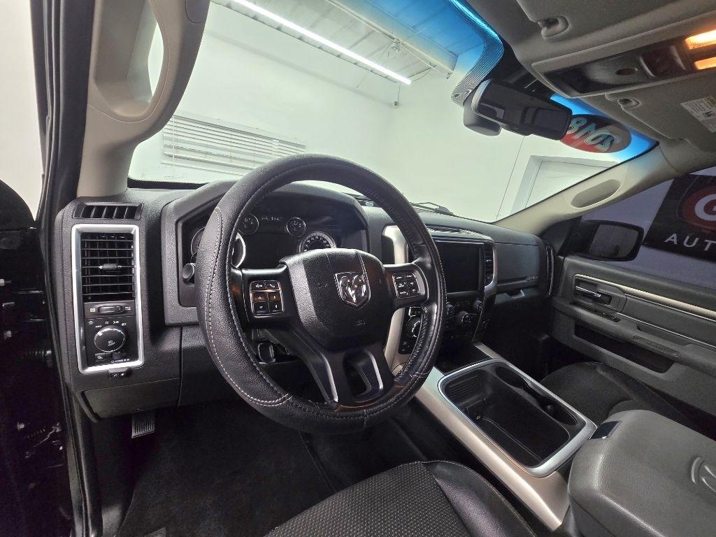 RAM 1500 SLT Crew Cab SWB 4WD 2018