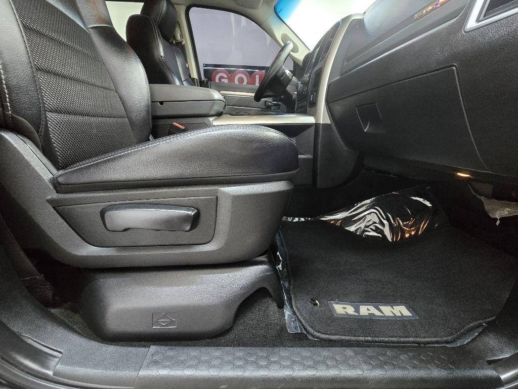 RAM 1500 SLT Crew Cab SWB 4WD 2018