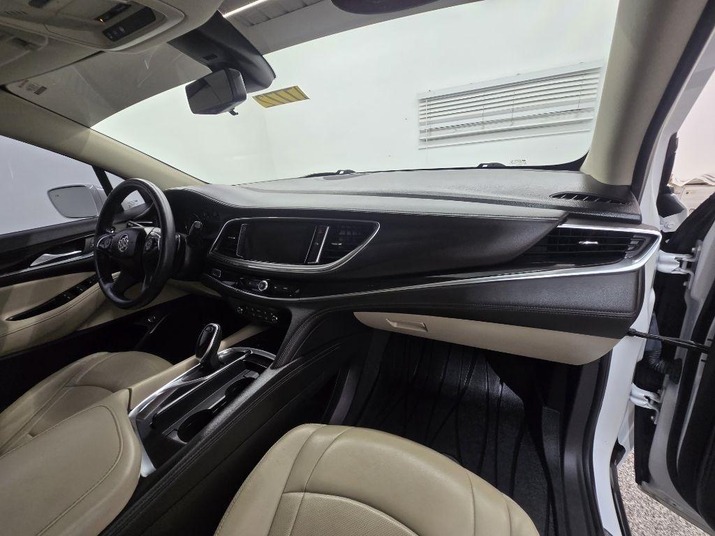 Buick Enclave Essence FWD 2019