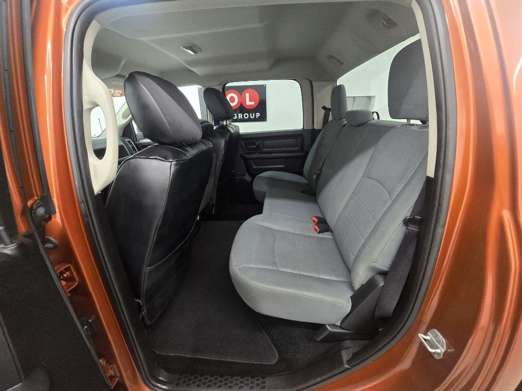 RAM 1500 Tradesman Crew Cab SWB 2WD 2013