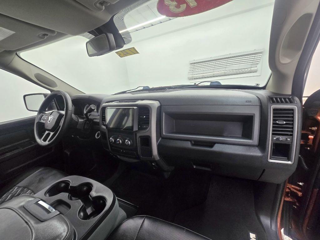 RAM 1500 Tradesman Crew Cab SWB 2WD 2013