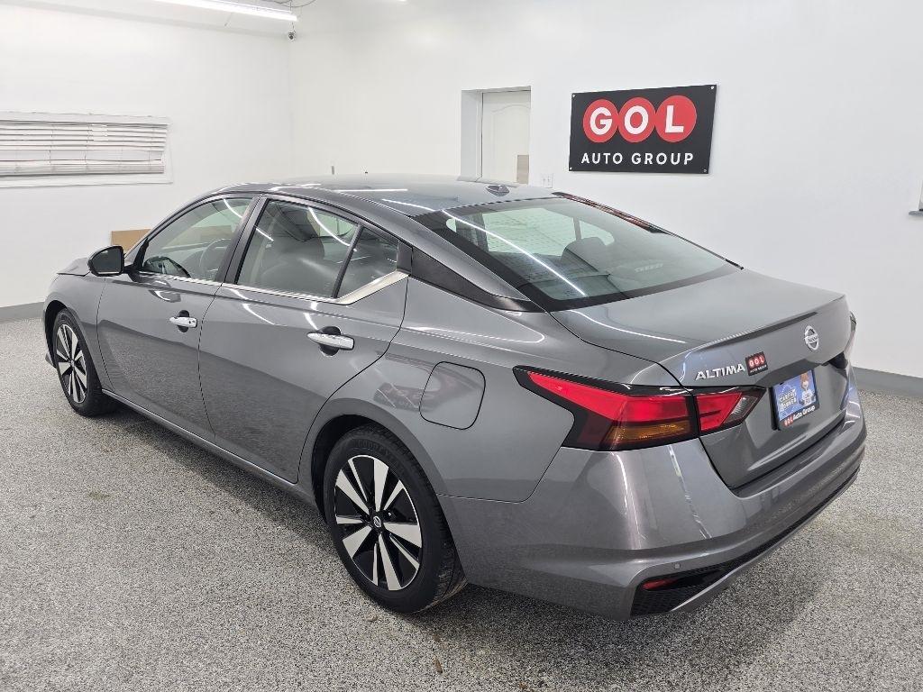 Nissan Altima 2.5 SV 2022