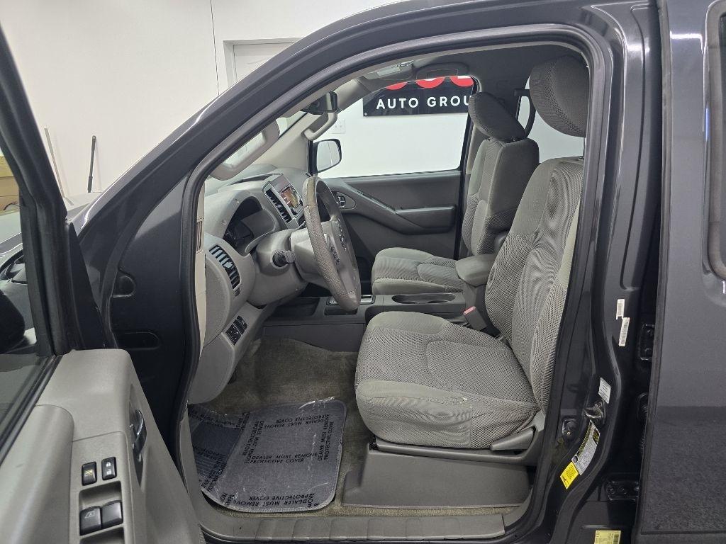 Nissan Frontier S Crew Cab 2WD 2013