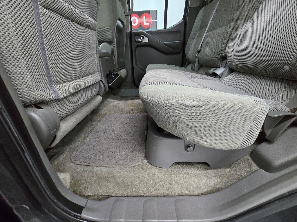 Nissan Frontier S Crew Cab 2WD 2013