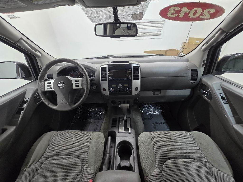 Nissan Frontier S Crew Cab 2WD 2013