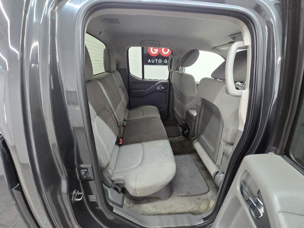 Nissan Frontier S Crew Cab 2WD 2013
